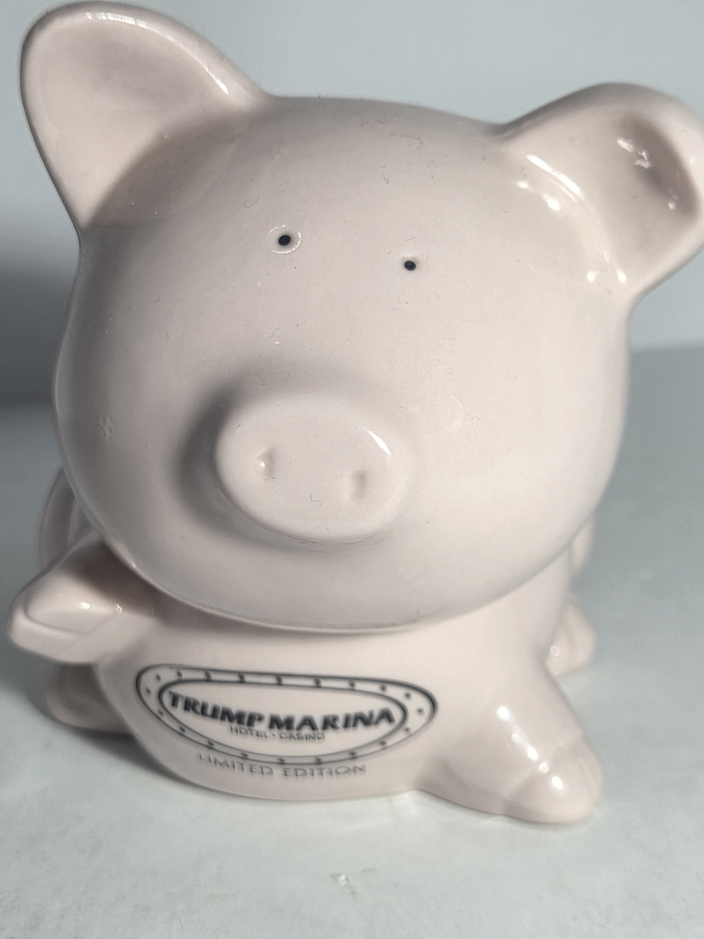 ​Vintage Trump Marina Hotel Casino Limited Edition Ceramic Piggy Bank Pink Pig